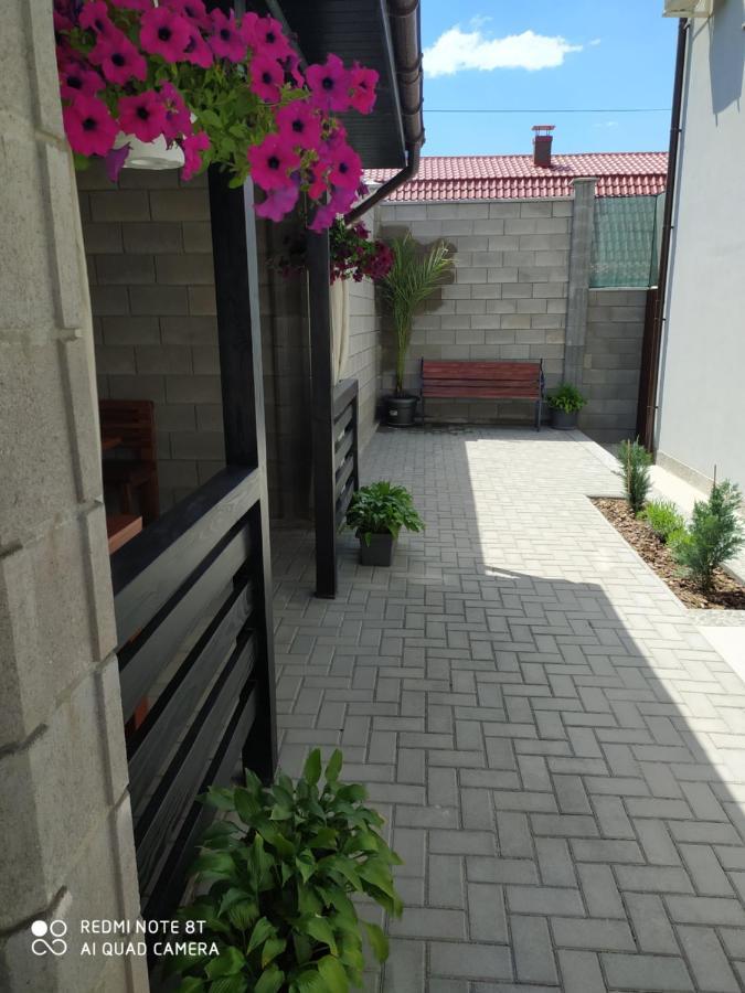Reef Apartments Odesa Exterior photo